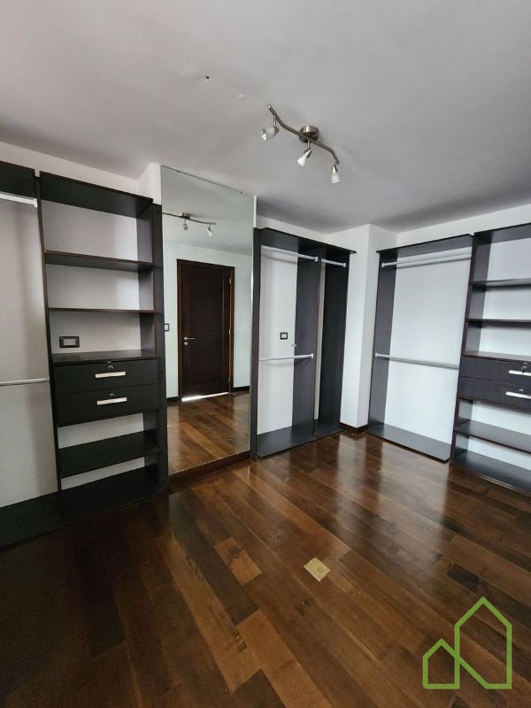 Casa en Venta a 5 minutos de Pradera zona 10 - 6