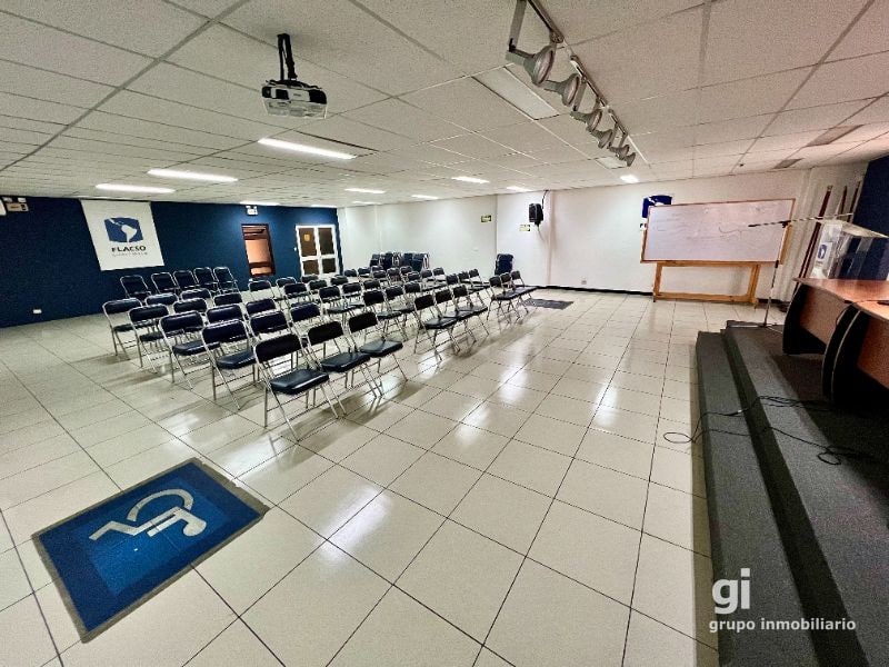 Edificio en venta en zona 10 - 12