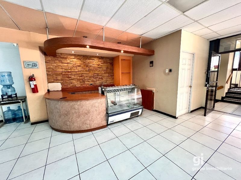 Edificio en venta en zona 10 - 11