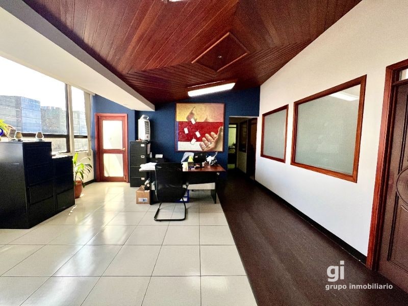 Edificio en venta en zona 10 - 15