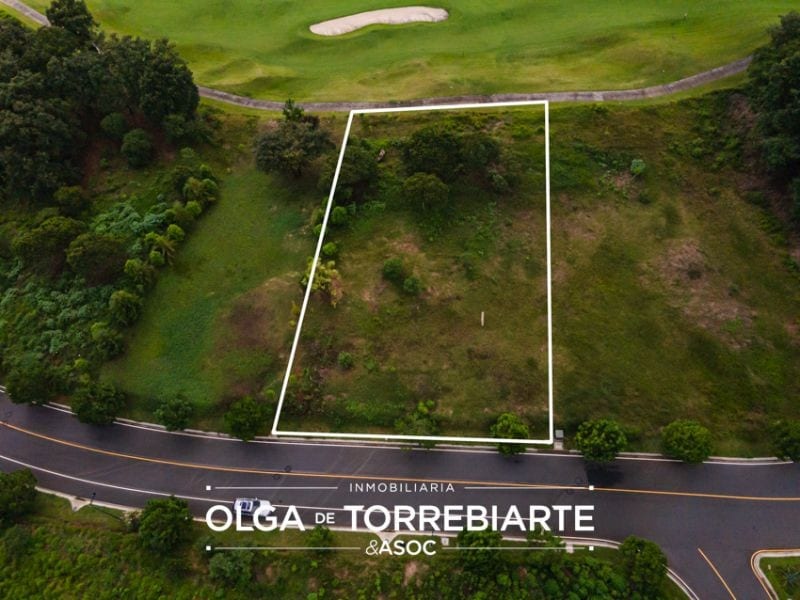 Terreno en El Pulte Golf, Golf Front — Terreno en Venta en El Pulté, Zona 16, Guatemala, Ciudad — foto 2 de 7