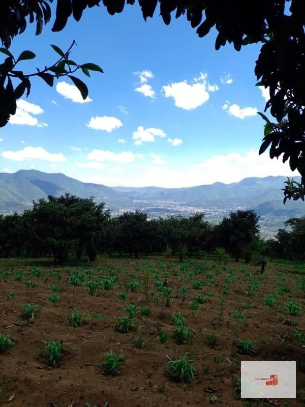 Terreno con bella vista a volcanes y ciudad de Antigua - 2