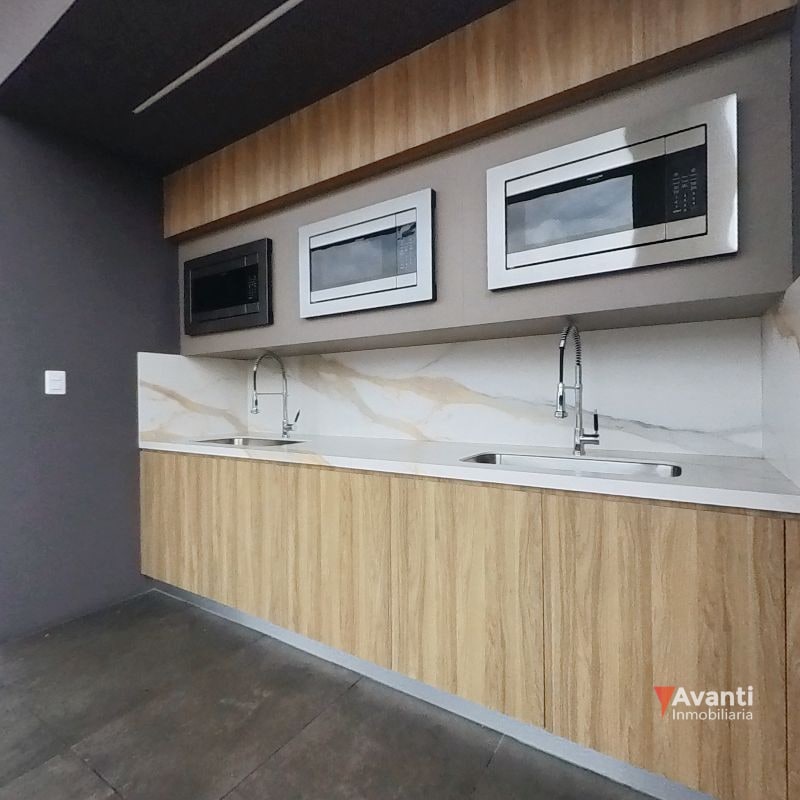 VENTA OFICINAS EN ZONA 10, PARA ESTRENAR - 10
