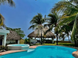 MONTERRICO  casa a orilla de playa con Piscina — Casa vacacional en Venta en Taxisco, Santa Rosa — miniatura 11 de 11