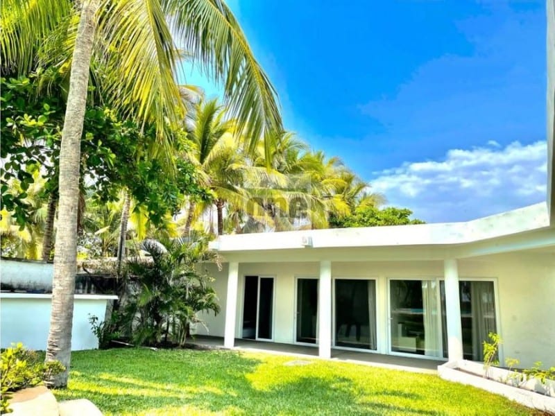 MONTERRICO  casa a orilla de playa con Piscina — Casa vacacional en Venta en Taxisco, Santa Rosa — foto 7 de 11