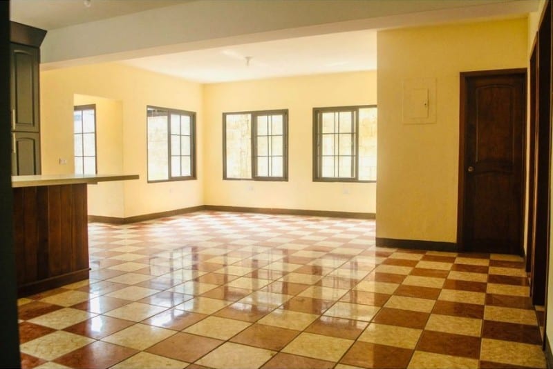 Escuintla TIQUISATE Vendo casa con 5 dormitorios — Casa en Venta en Escuintla, Escuintla — foto 4 de 9