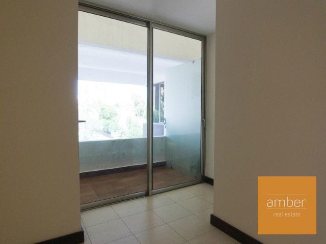 Edificio Cobella, zona 14 — Apartamento en Alquiler en Zona 14, Guatemala, Ciudad — foto 6 de 6