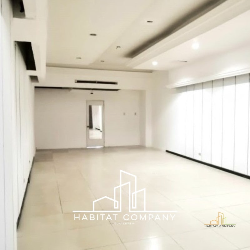 LOCAL COMERCIAL EN VENTA EN CENTRO COMERCIAL LA PRADERA, ZONA 10, CIUDAD DE GUATEMALA - 1
