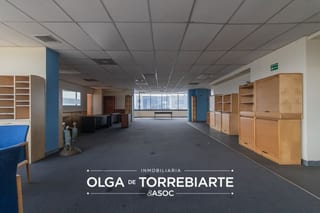Oficina de 2 niveles en Murano Center, zona 10 — Oficina en Alquiler en Murano Center, Zona 10, Guatemala, Ciudad — miniatura 4 de 14