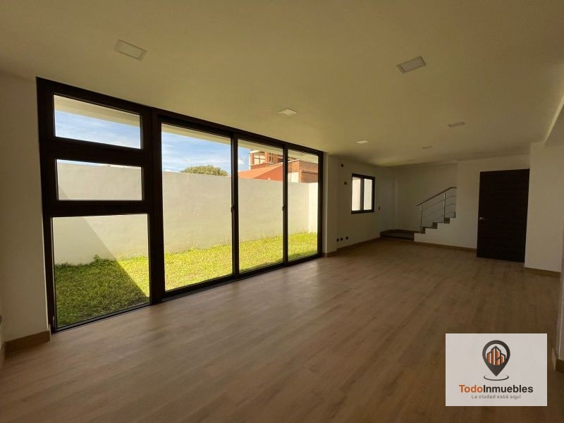 Casa en Venta en Zona 15 VH1 de 330 m2 - 5
