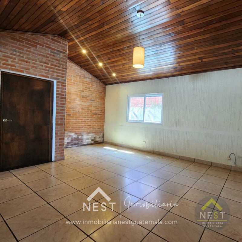 Casa de un nivel, 3 habitaciones y 3 parqueos en renta | SAN LUCAS - Choacorral. - 12