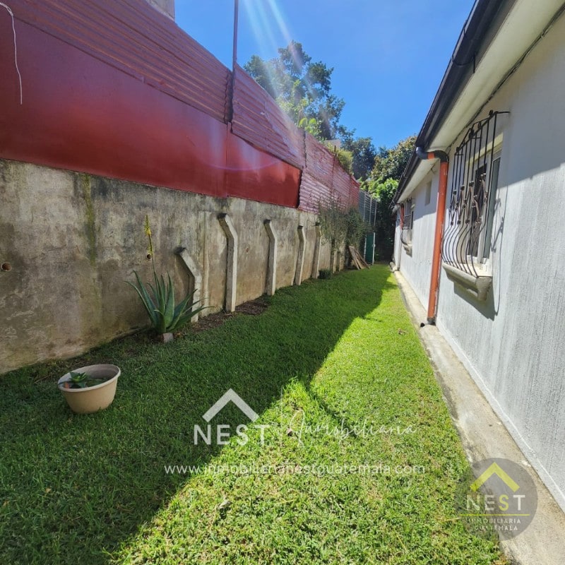 Casa de un nivel, 3 habitaciones y 3 parqueos en renta | SAN LUCAS - Choacorral. - 4