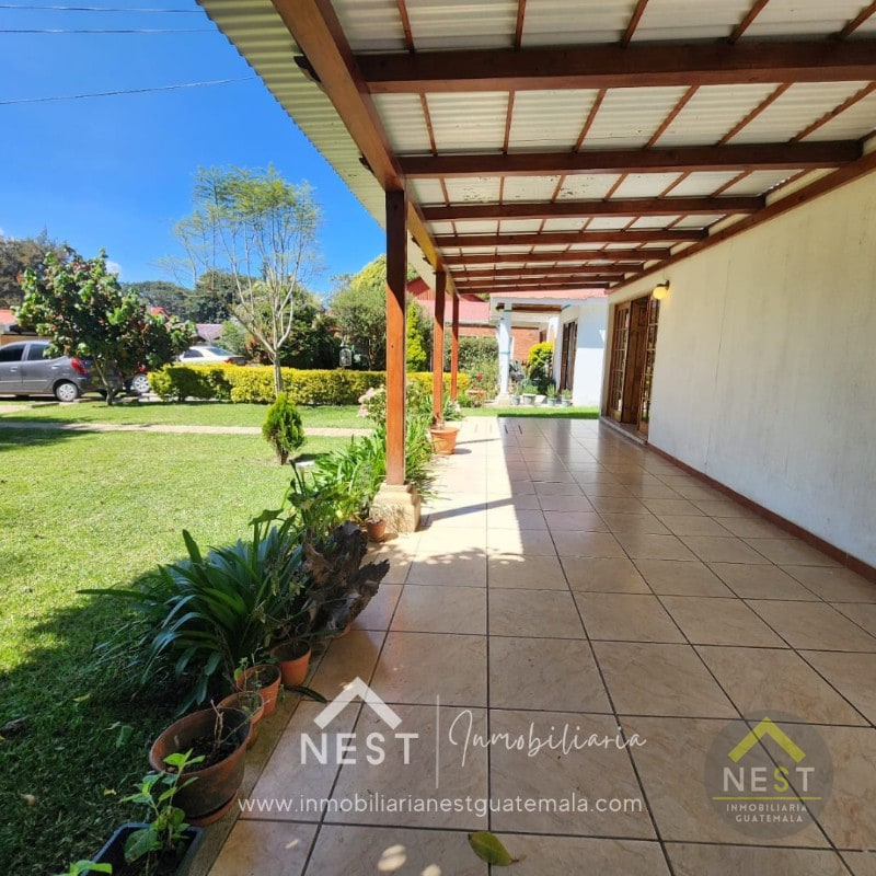 Casa de un nivel, 3 habitaciones y 3 parqueos en renta | SAN LUCAS - Choacorral. - 16
