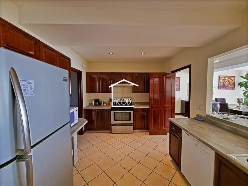 Apartamento amueblado en zona 10 — Apartamento en Venta en Zona 10, Guatemala, Ciudad — foto 4 de 4