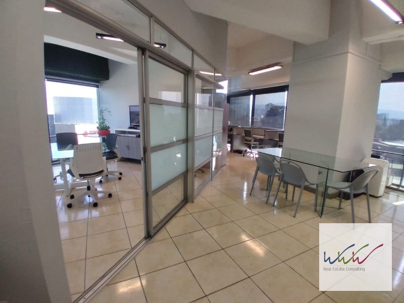 Oficina de 115m2 en Design Center, Zona 10  - 4