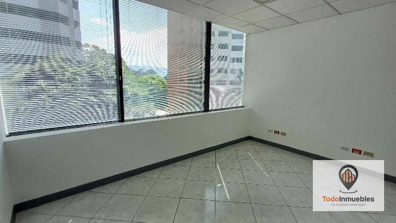 Oficina en Renta en Europlaza z14 — Oficina en Alquiler en Europlaza, Zona 14, Guatemala, Ciudad — foto 3 de 8