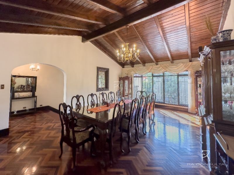 Venta Casa en La Cañada Zona 14 - 2