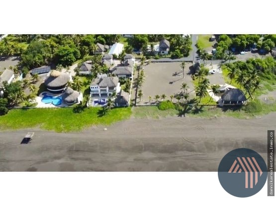 VENTA DE AMPLIO TERRENO 4,400vr2 - MONTERRICO - 1