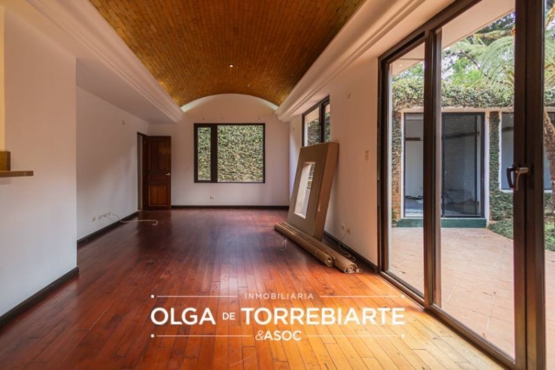 Casa en Condominio Santa María de los Pinos — Casa en Venta en Carretera a El Salvador, Guatemala, Ciudad — foto 15 de 17