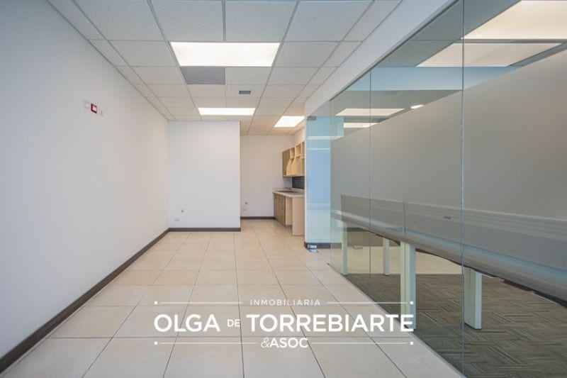 Penthouse en Zona Pradera, zona 10 — Oficina en Alquiler en Zona Pradera, Zona 10, Guatemala, Ciudad — foto 12 de 16