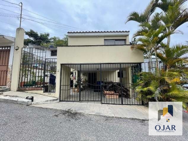 Residencia con apartamento en venta, dentro de condominio en Bvld Tulam Tzu - 1