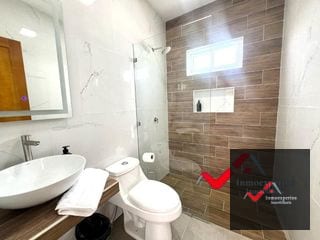 CASA DE PLAYA EN VENTA CERCA DEL PAREDÓN A 1km DE JUAN GAVIOTA COMPLETAMENTE AMUEBLADAS — Casa vacacional en Venta en Escuintla, Escuintla — miniatura 3 de 15