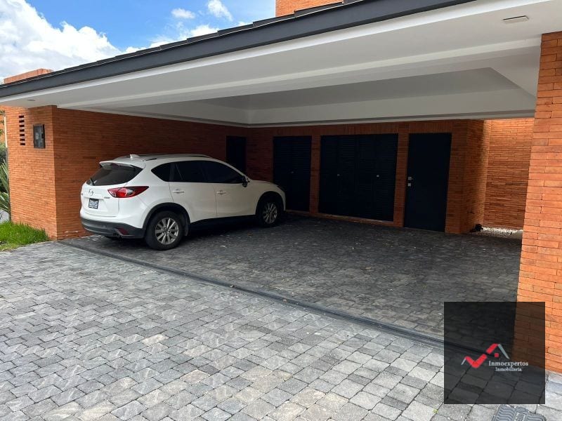 CASA EN VENTA ZONA 16 — Casa en Venta en San Isidro, Zona 16, Guatemala, Ciudad — foto 5 de 14