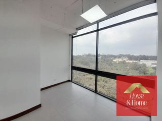 Venta de clínica en Carretera a El Salvador — Clínica en Venta en km 21-25, Carretera a El Salvador, Guatemala, Ciudad — miniatura 1 de 9