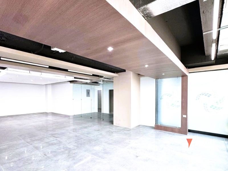 ALQUILER OFICINA ZONA 14, EUROPLAZA - 9