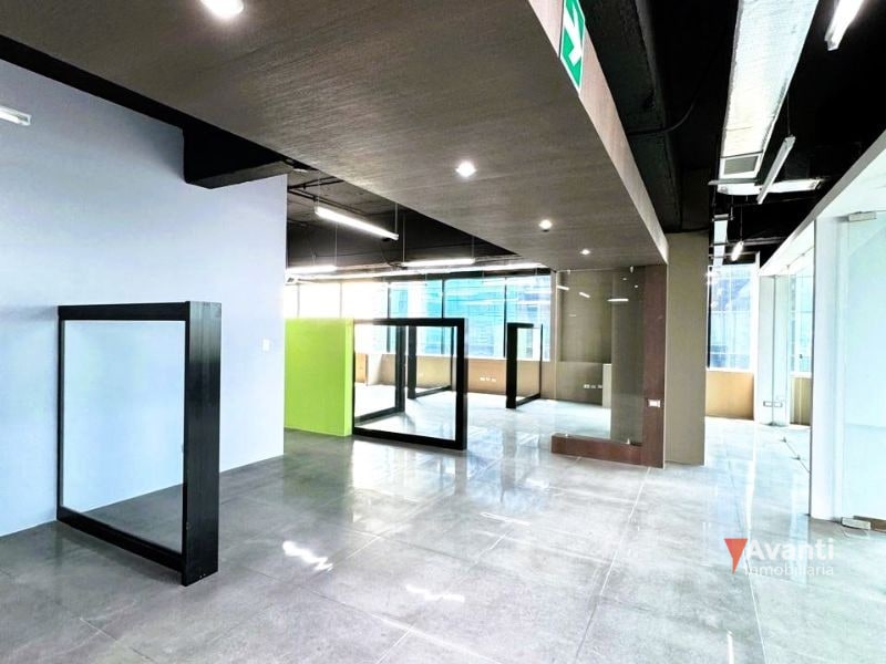 ALQUILER OFICINA ZONA 14, EUROPLAZA - 11