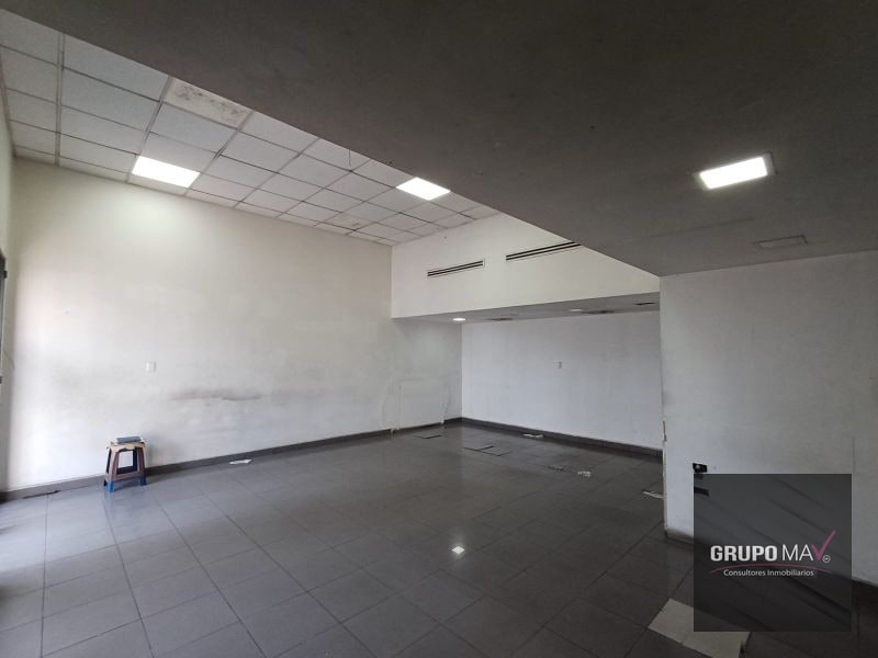 Casa Comercial Zona 6 - 2