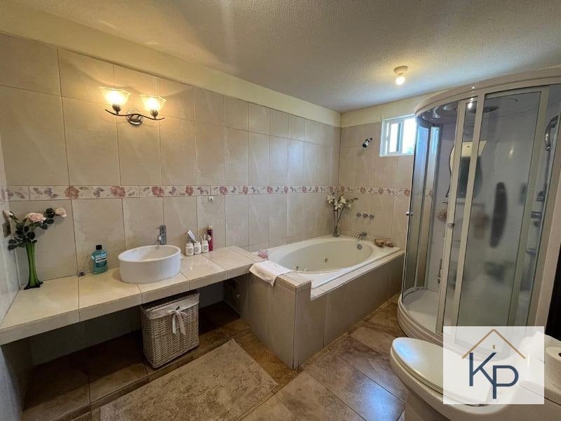 Hermosa casa en venta Km. 26.5 CAES - 12