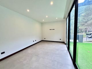 Hermosa Casa en Venta en San Miguel Buenavista — Casa en Venta en Santa Catarina Pinula, Guatemala, Ciudad — miniatura 8 de 17
