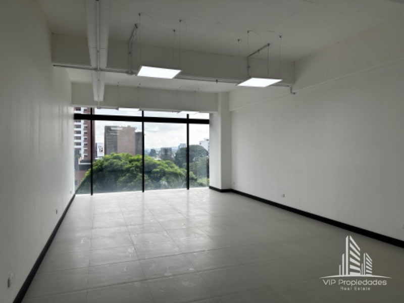 Edificio 01010, Z. 10, oficina en alquiler - 1