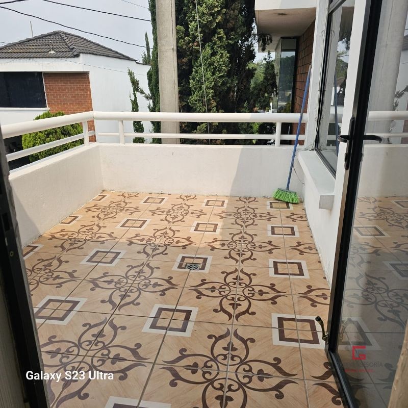 Moderna casa en venta en Jardines de Las Dalias zona 3, Mixco - 11