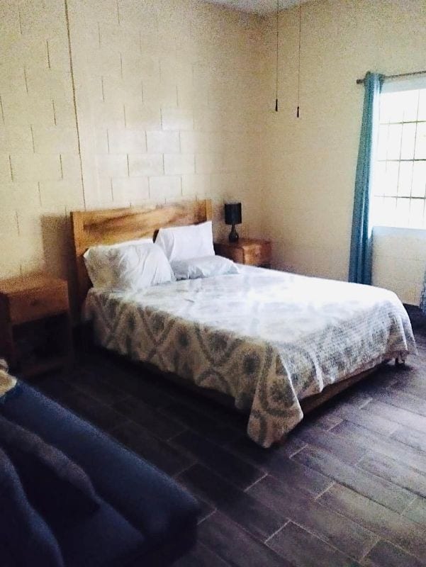 LIVINGSTON IZABAL Vendo Casa con terreno de 1609 Varas Cercana a Río Dulce — Casa en Venta en Livingston, Izabal — foto 7 de 9