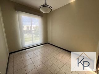 Bonita casa en venta carretera a san José Pinula — Casa en Venta en Carretera a El Salvador, Guatemala, Ciudad — miniatura 9 de 16
