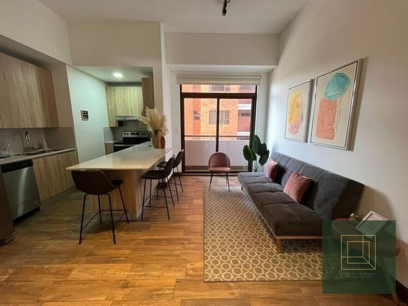 Apartamento en renta amueblado en zona 10 — Apartamento en Alquiler en Salvattore, Zona 10, Guatemala, Ciudad — foto 1 de 7
