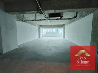 renta oficina zona 9 sobre Avenida Reforma-muy bien ubicada! — Oficina en Alquiler en Zona 9, Guatemala, Ciudad — miniatura 1 de 4