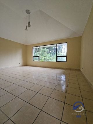 Casa en Venta en Residenciales San Antonio, Km 16-5, CAES. — Casa en Venta en San Antonio, Carretera a El Salvador, Guatemala, Ciudad — miniatura 8 de 12