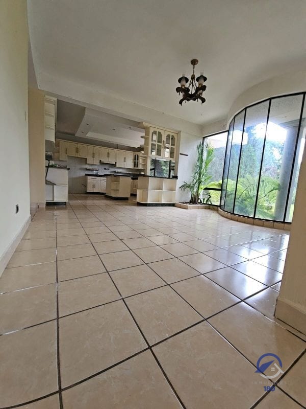 Casa en Venta en Residenciales San Antonio, Km 16-5, CAES. — Casa en Venta en San Antonio, Carretera a El Salvador, Guatemala, Ciudad — foto 12 de 12