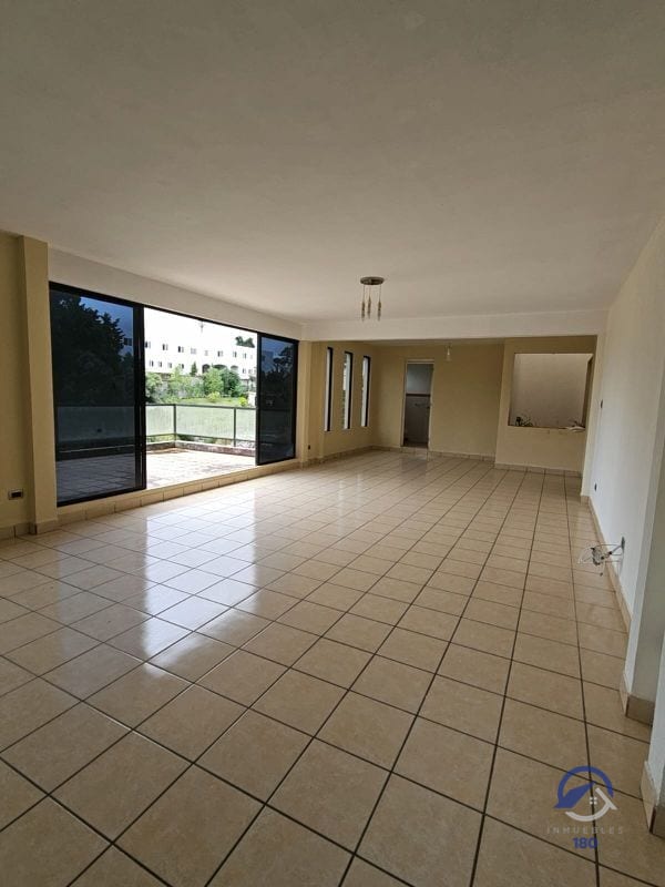 Casa en Venta en Residenciales San Antonio, Km 16-5, CAES. — Casa en Venta en San Antonio, Carretera a El Salvador, Guatemala, Ciudad — foto 11 de 12