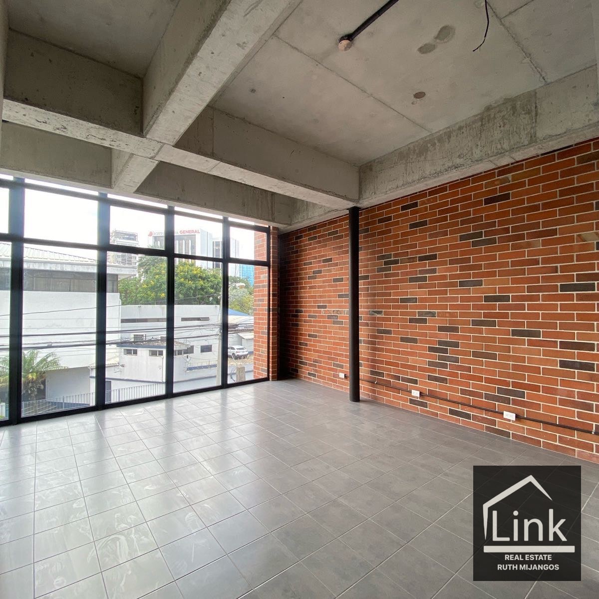 Local comercial en renta zona 10 FIAMENE - 8