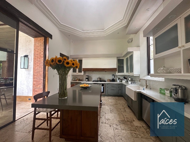 Bella casa en venta CONDADO DEL OBISPO ANTIGUA (D) - 11