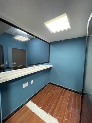 Oficina en renta edificio Torino zona 10 — Oficina en Alquiler en Zona 10, Guatemala, Ciudad — miniatura 9 de 15