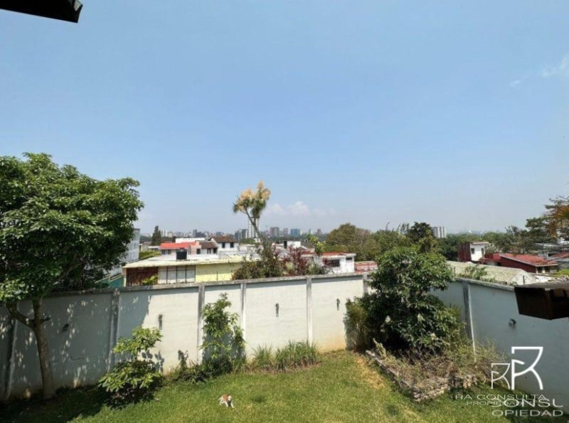 Venta Casa en zona 15 vista hermosa 1 - 3