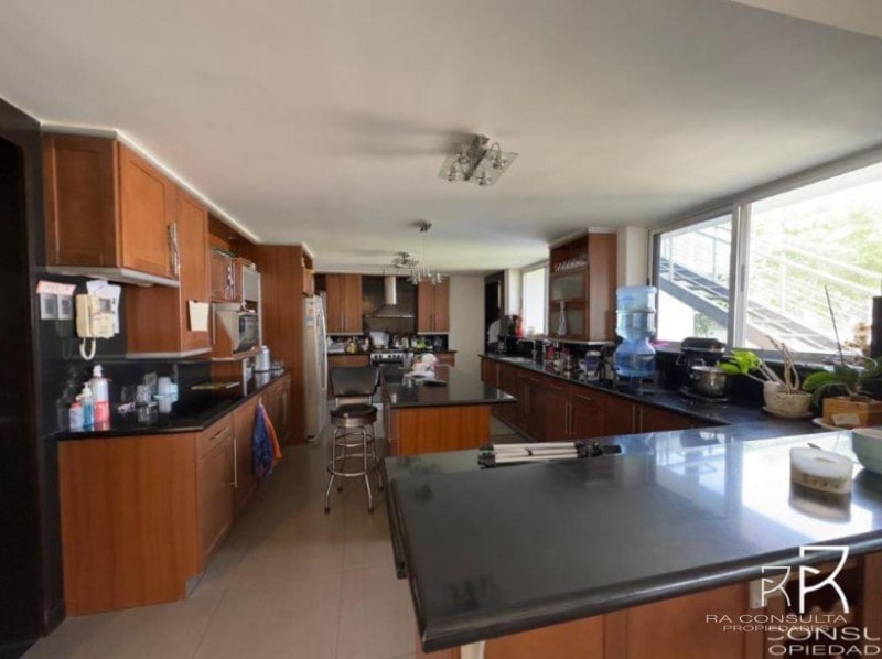 Venta Casa en zona 15 vista hermosa 1 - 4