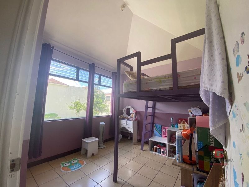 Acogedora Casa en Venta en Hacienda Vista Hermosa — Casa en Venta en Zona 8 Mixco, Guatemala, Ciudad — foto 15 de 15