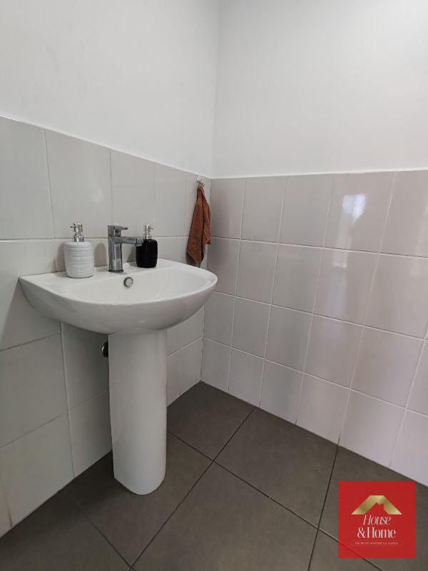 Venta de oficina en zona 9 - 9