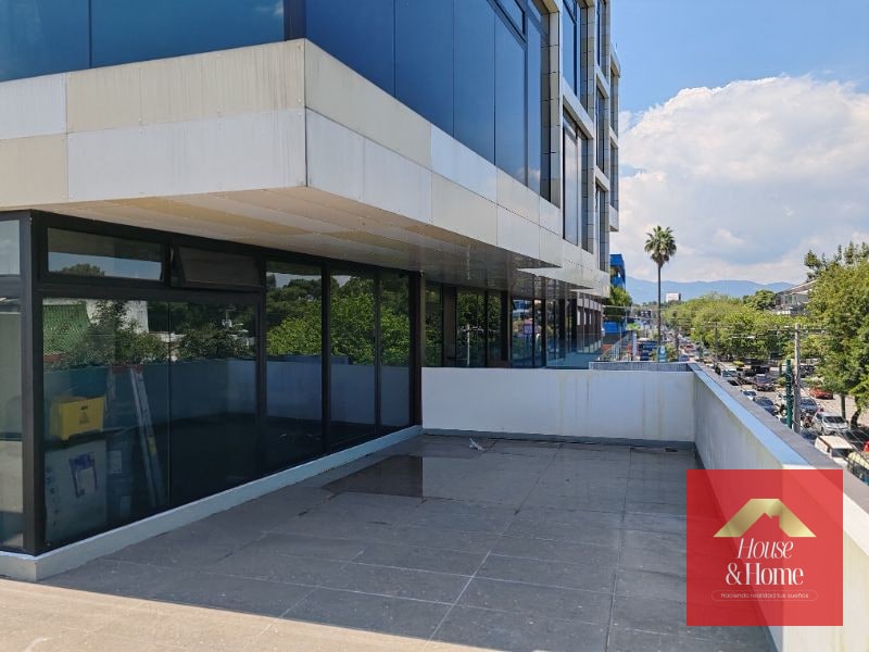Venta de oficina en zona 9 - 7